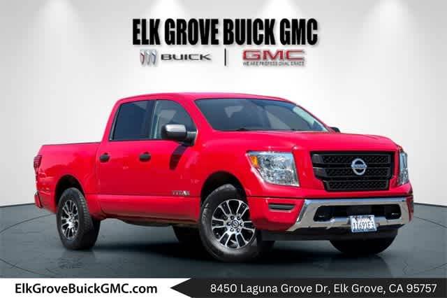 2022 Nissan Titan