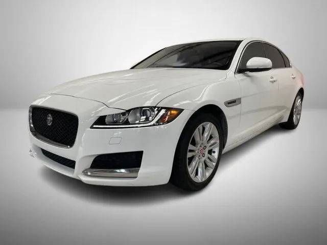 2017 Jaguar XF