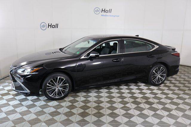 2022 Lexus ES