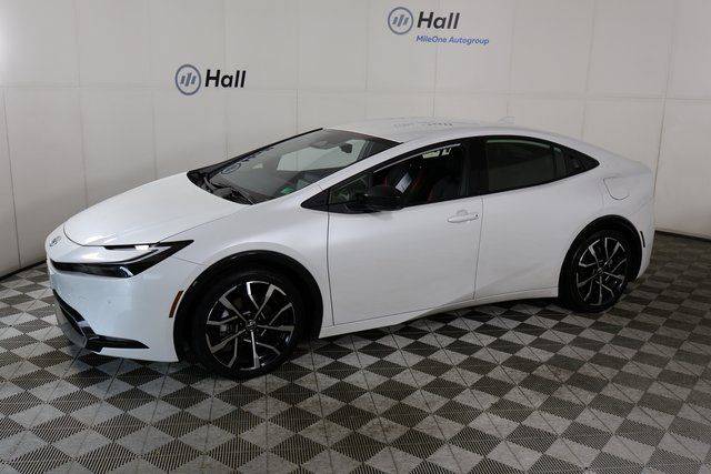 2025 Toyota Prius Plug-in Hybrid