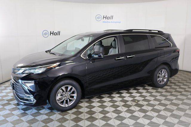 2023 Toyota Sienna