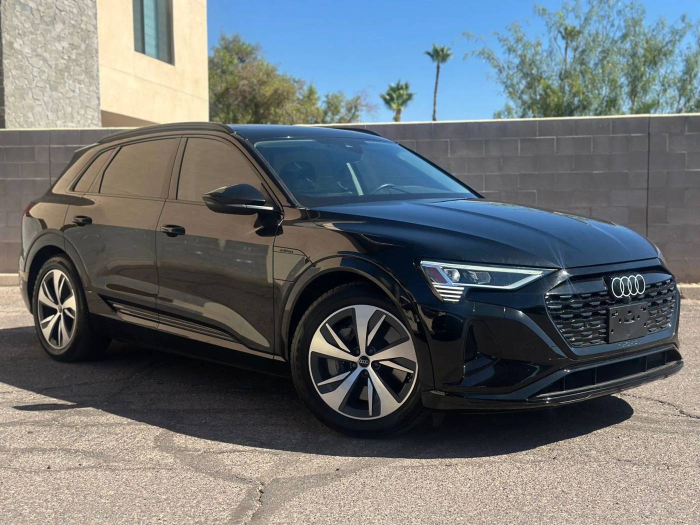 2024 Audi Q8 E-tron