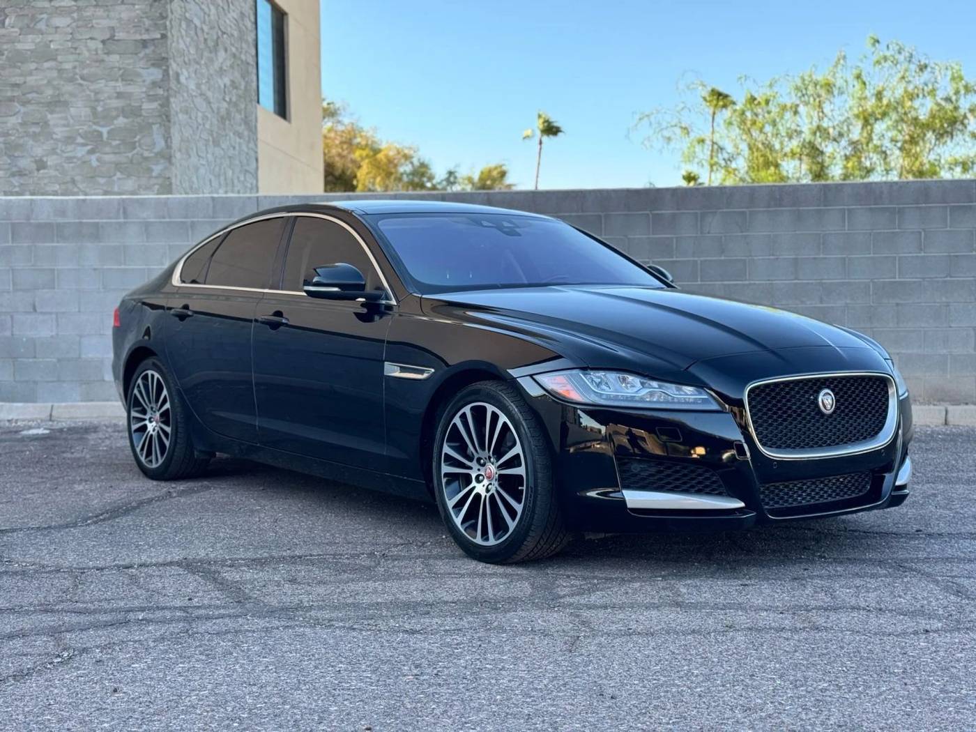 2020 Jaguar XF