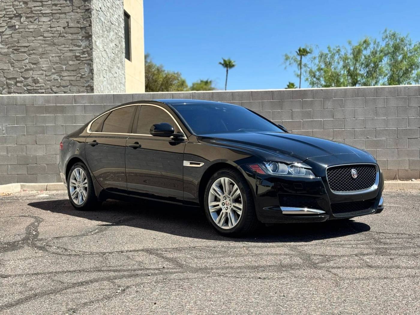 2017 Jaguar XF