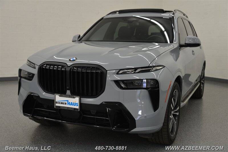 2023 BMW X7