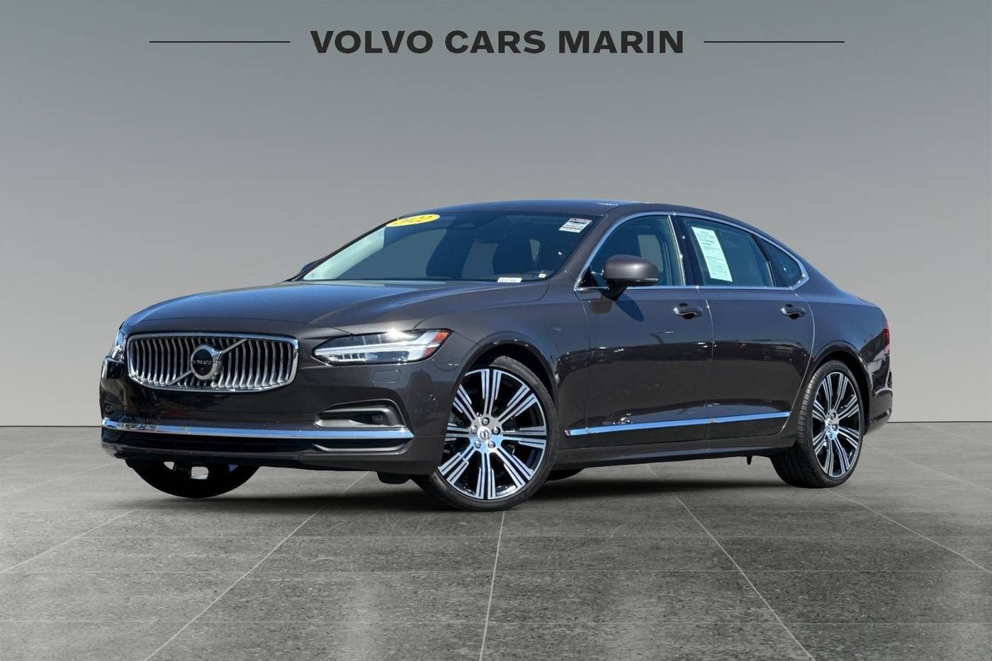 2022 Volvo S90