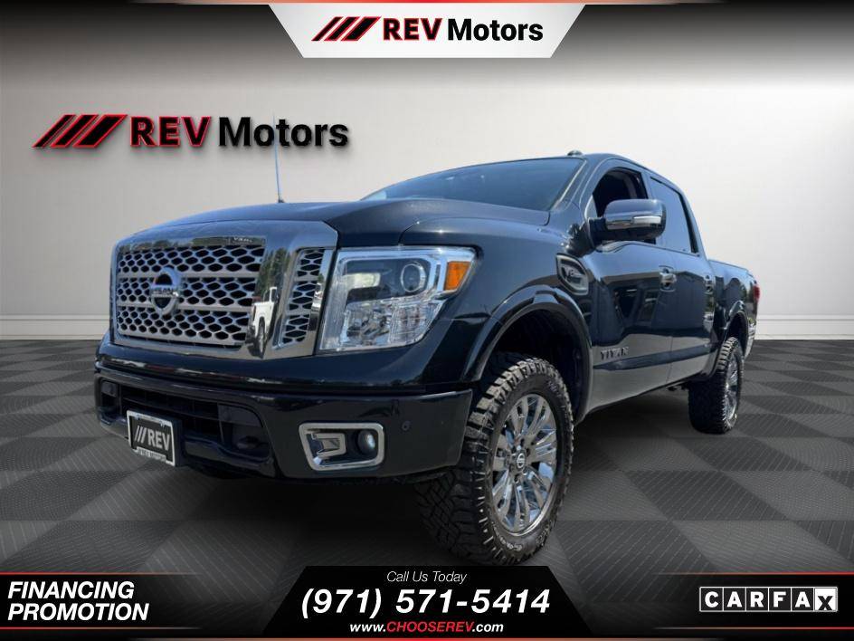 2017 Nissan Titan