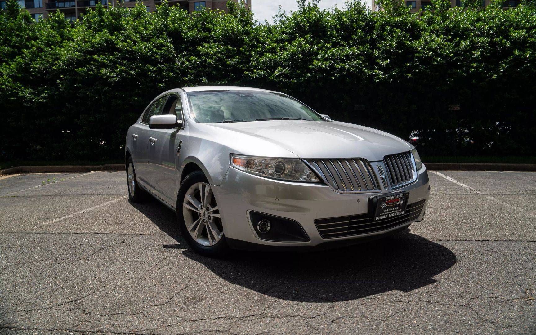 2011 Lincoln MKS