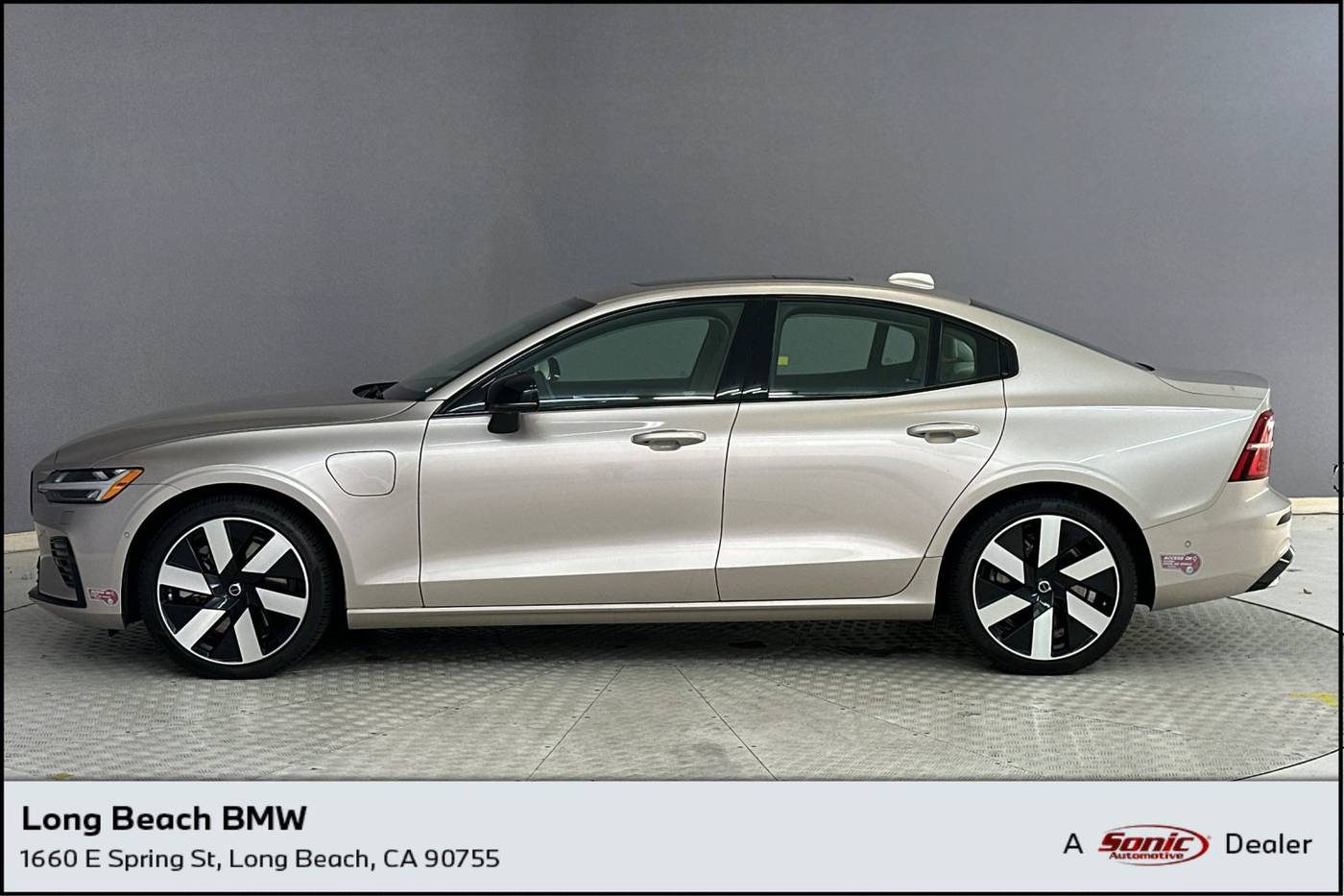 2024 Volvo S60 Recharge Plug-in Hybrid