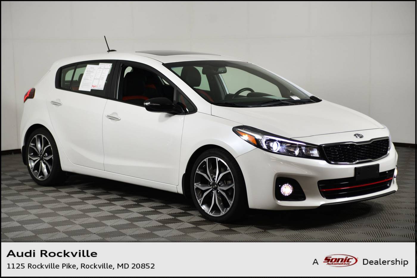 2017 Kia Forte5