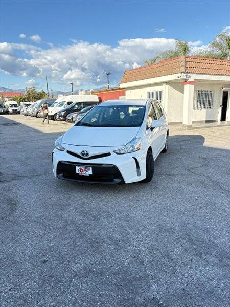2016 Toyota Prius V