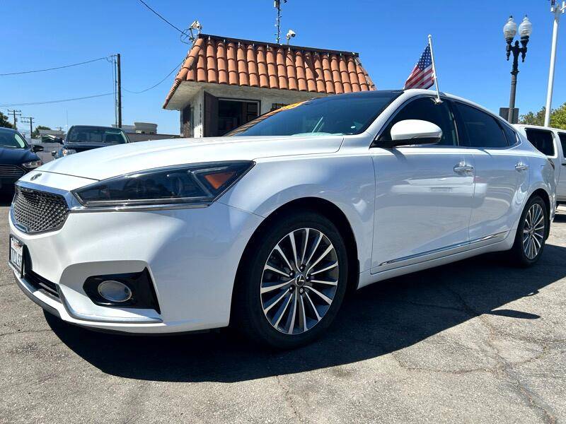 2017 Kia Cadenza