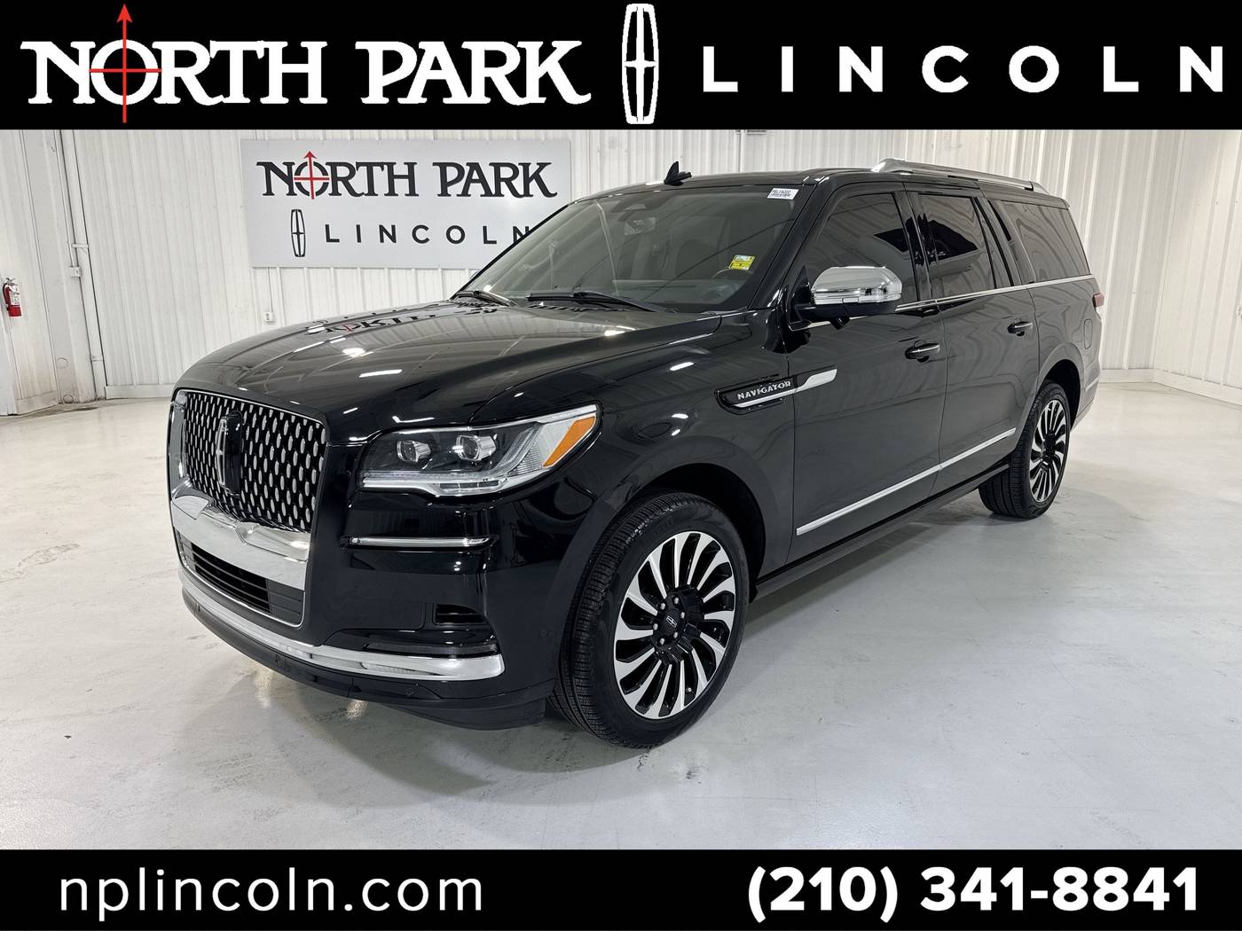2023 Lincoln Navigator L