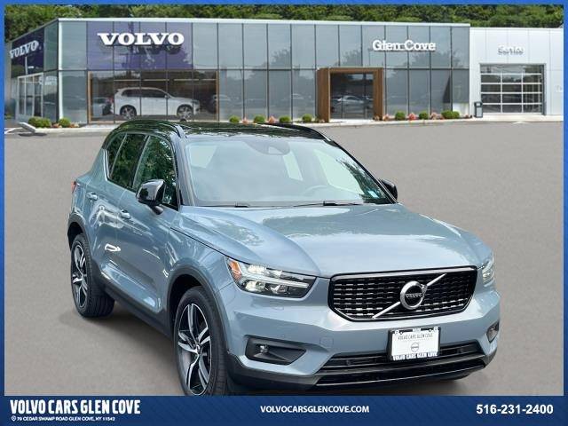 2022 Volvo XC40