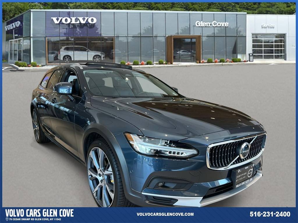 2025 Volvo V90 Cross Country