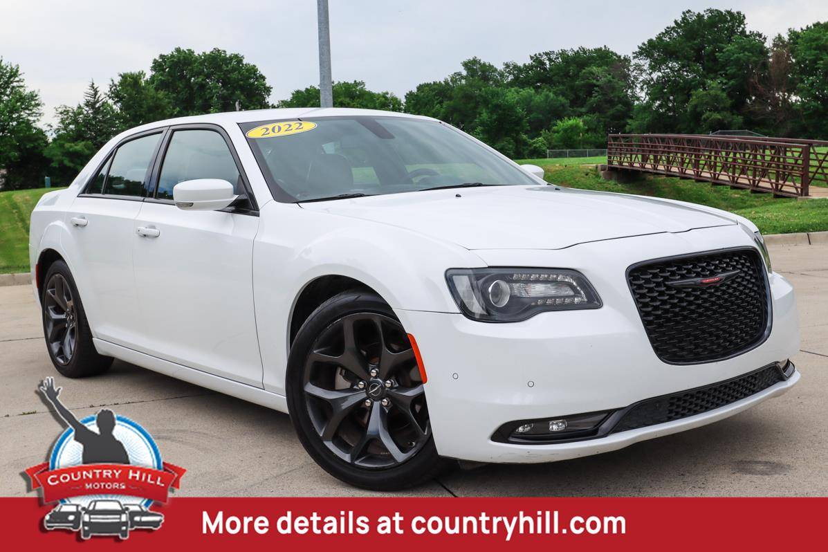 2022 Chrysler 300