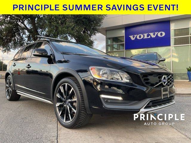2016 Volvo V60 Cross Country