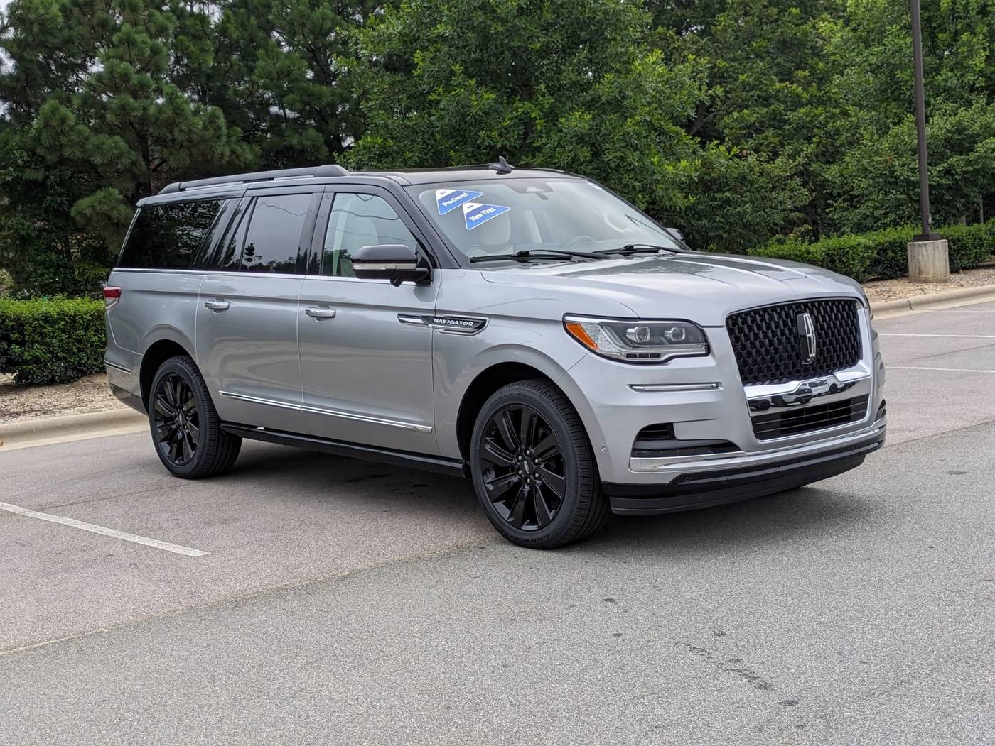 2022 Lincoln Navigator L