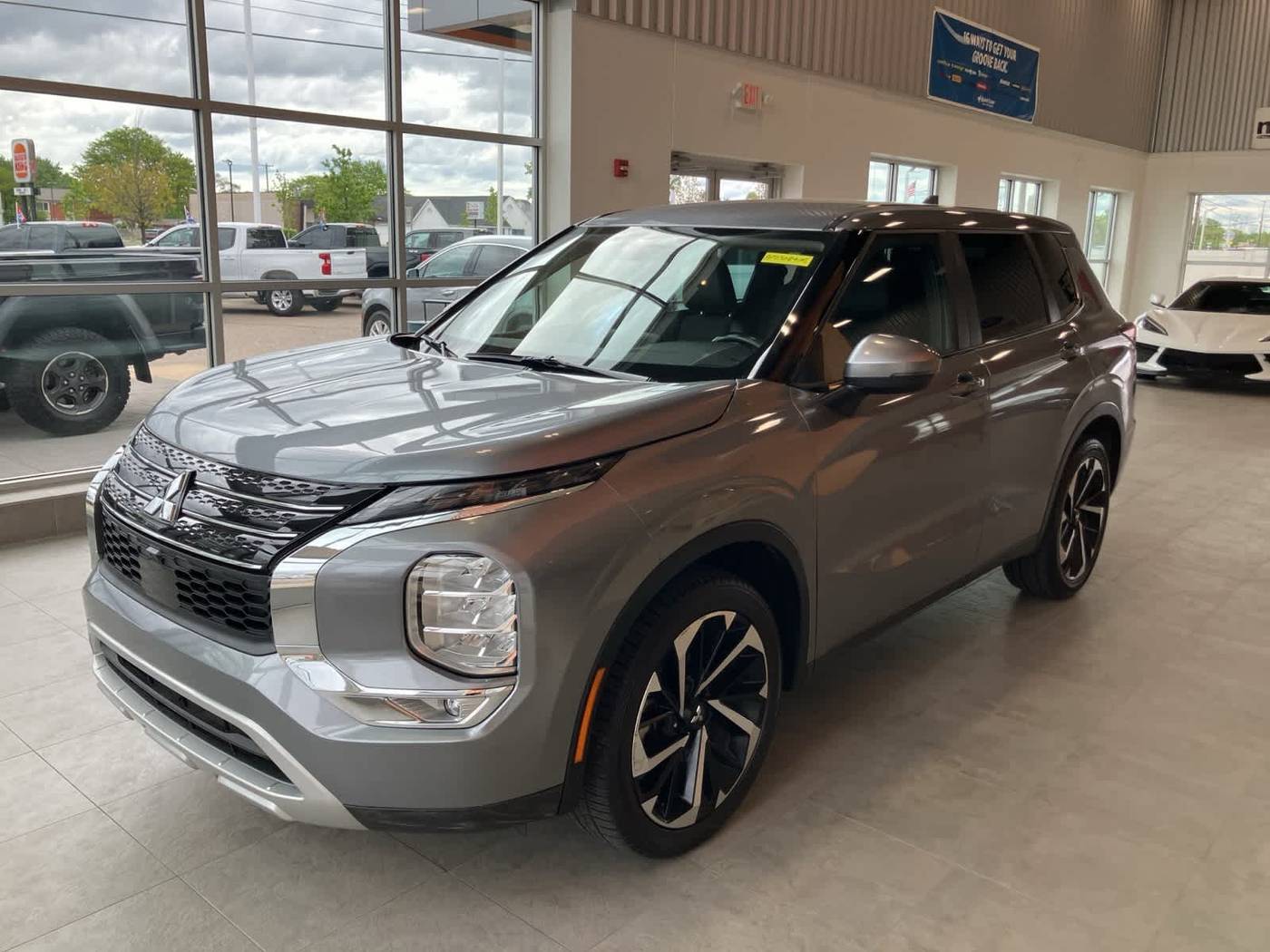 2023 Mitsubishi Outlander
