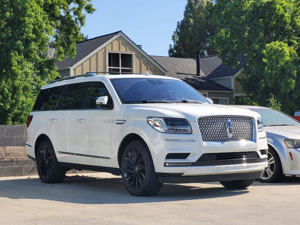 2020 Lincoln Navigator