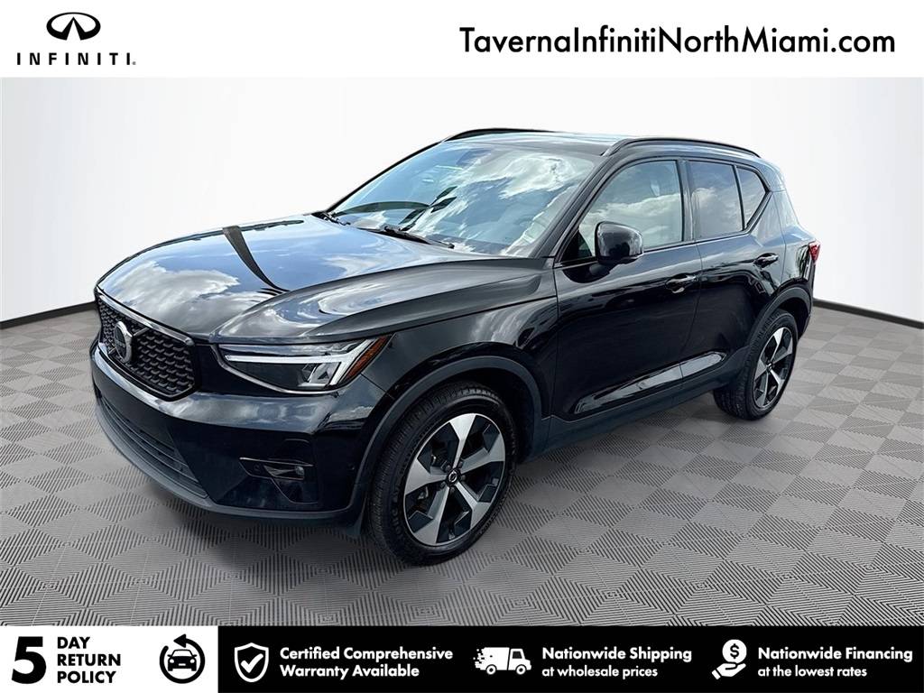 2023 Volvo XC40