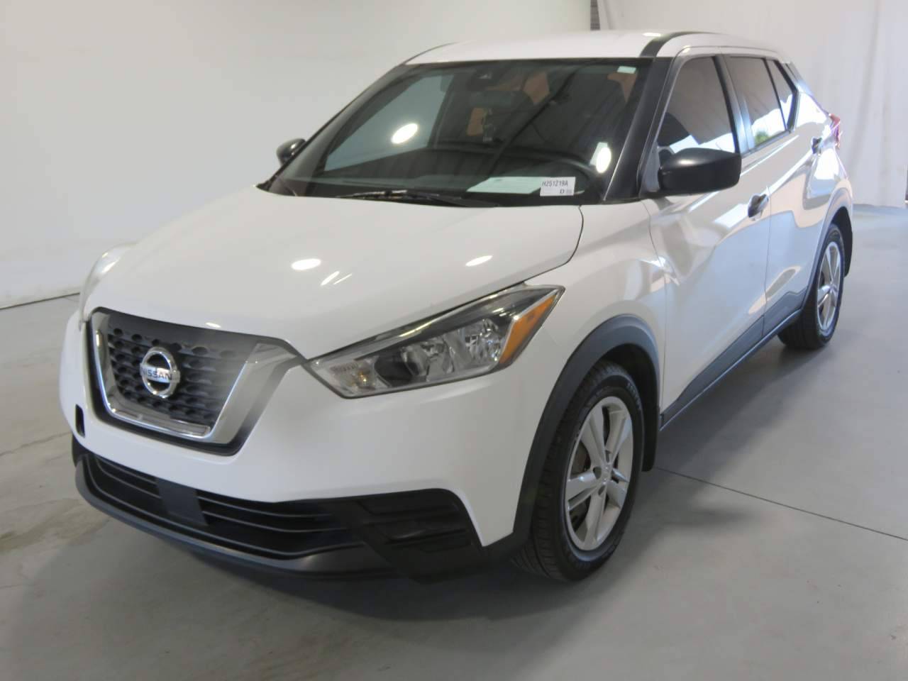 2020 Nissan Kicks