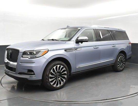 2022 Lincoln Navigator L