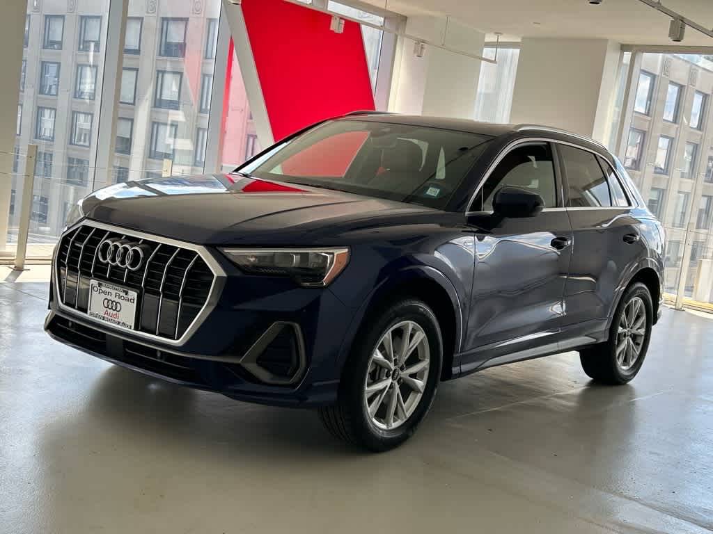 2022 Audi Q3