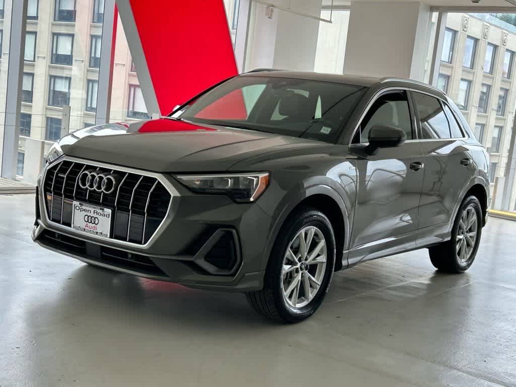 2022 Audi Q3
