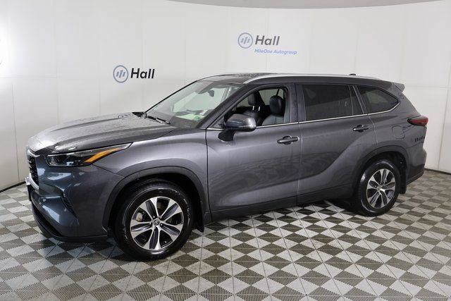 2024 Toyota Highlander