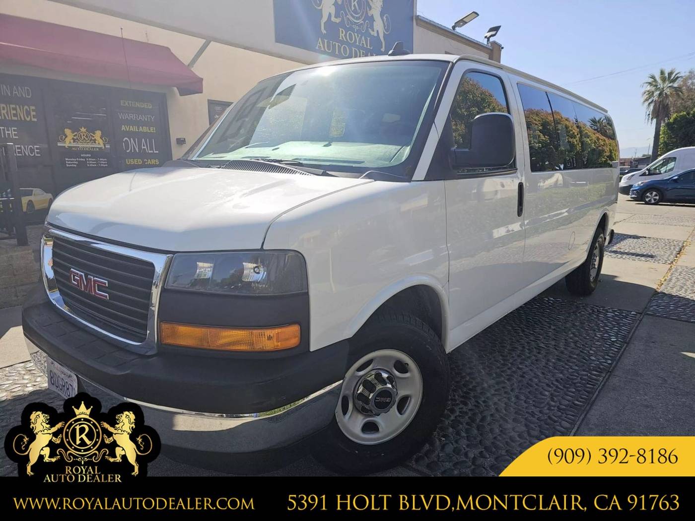 2018 GMC Savana Passenger