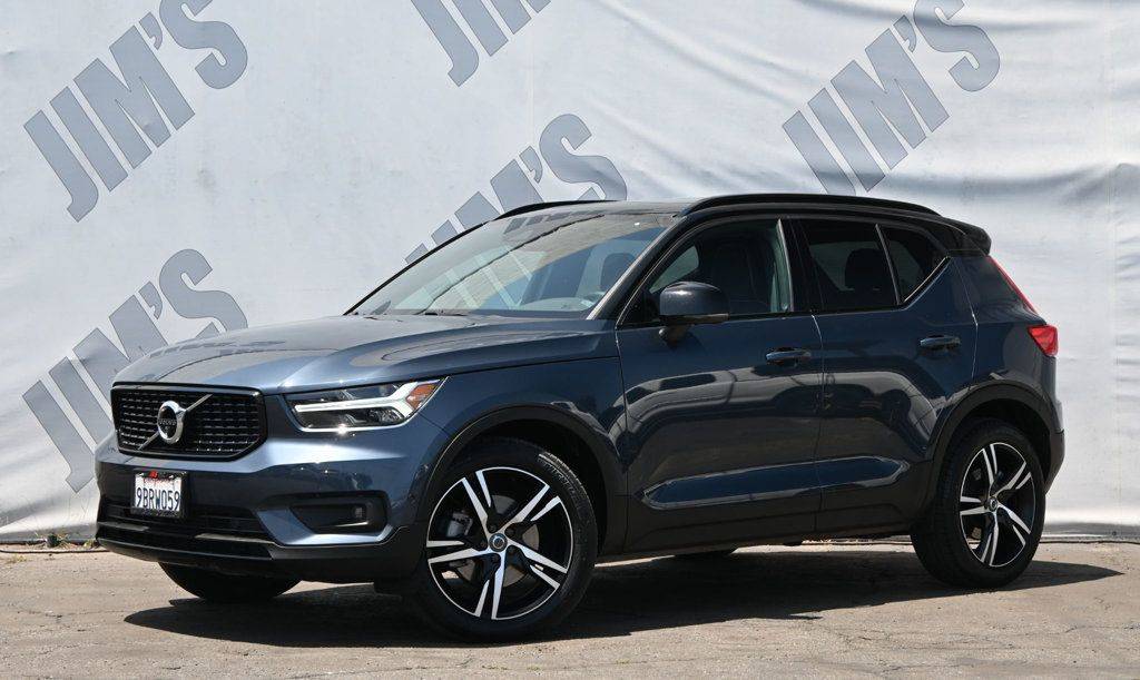 2022 Volvo XC40