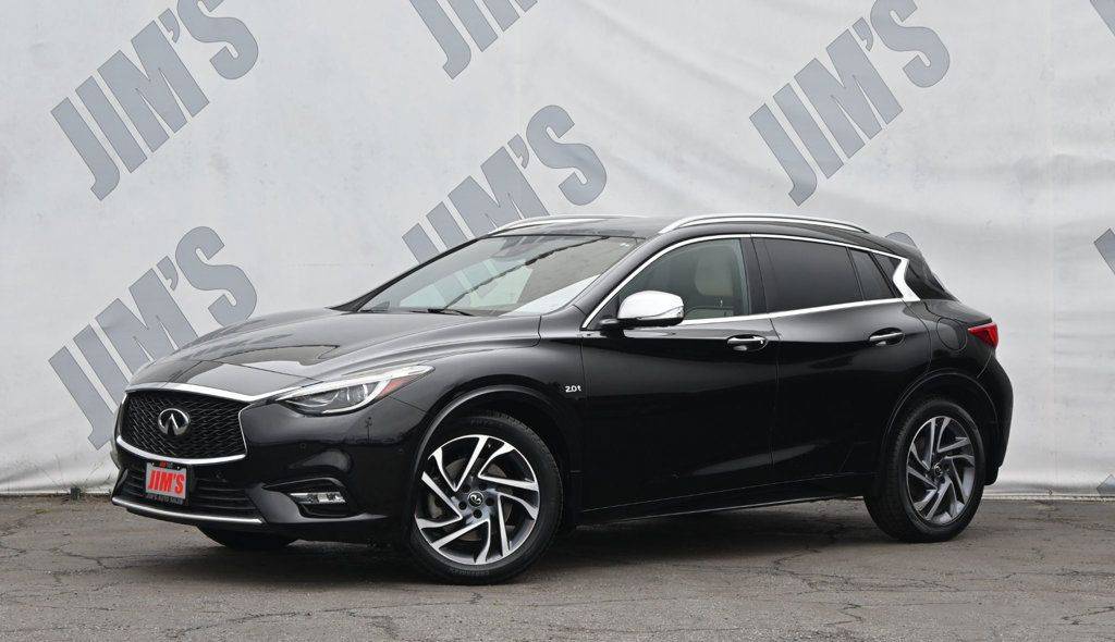 2017 Infiniti QX30