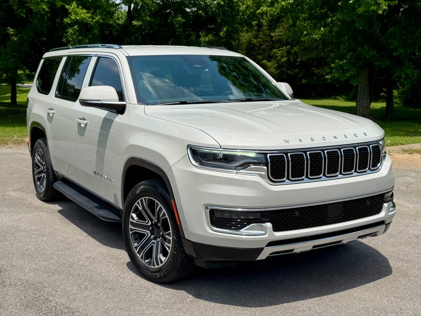 2022 Jeep Wagoneer