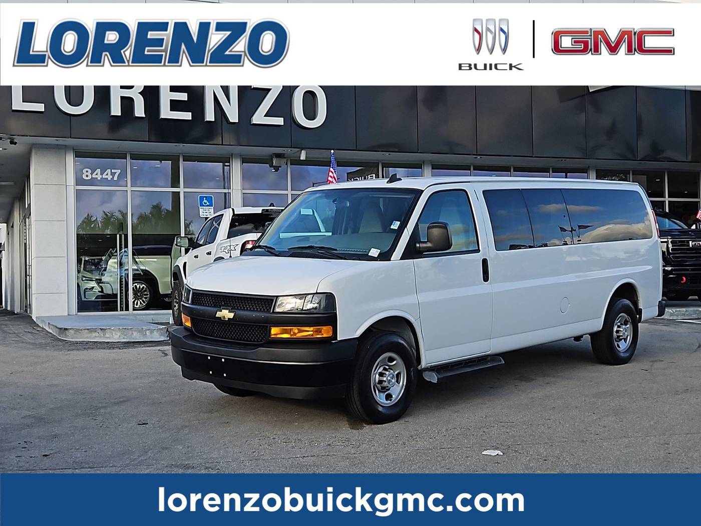 2022 Chevrolet Express Passenger