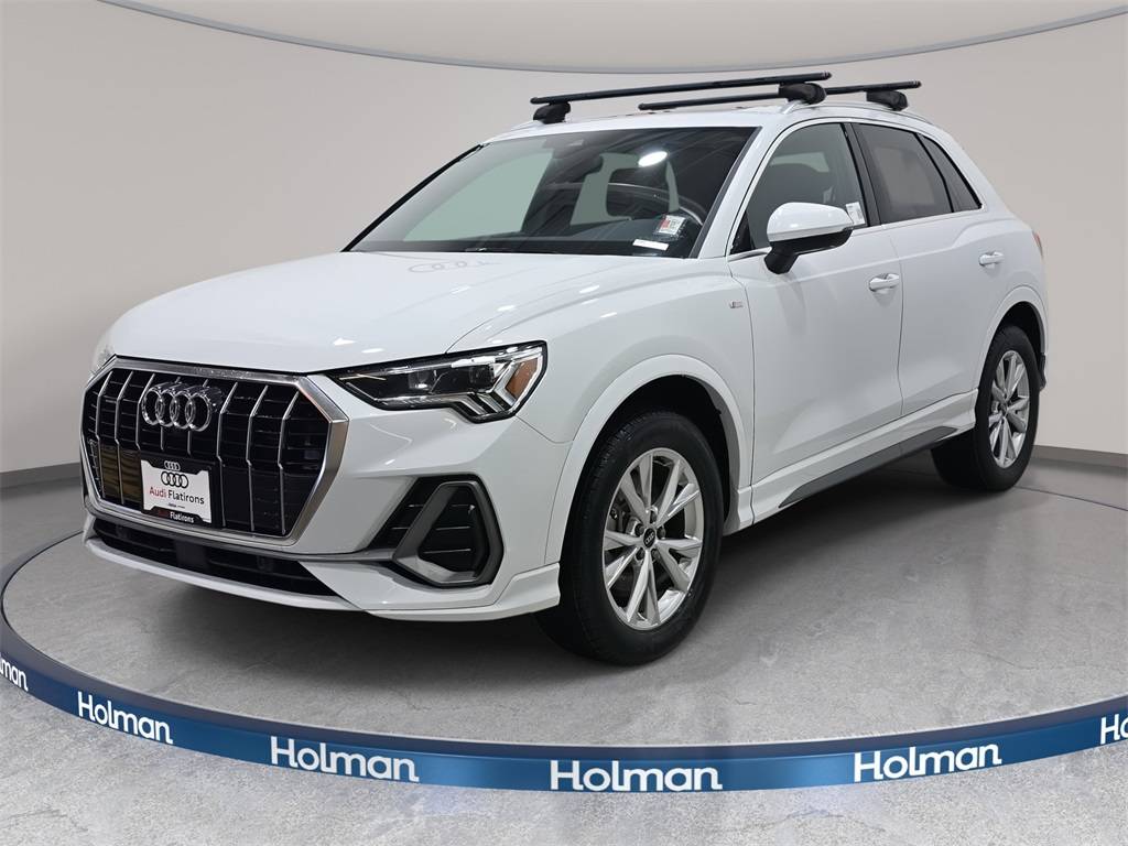 2022 Audi Q3