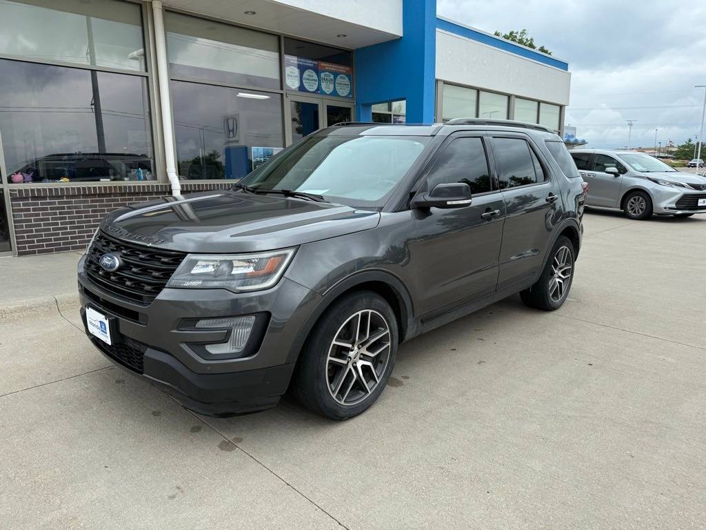 2017 Ford Explorer