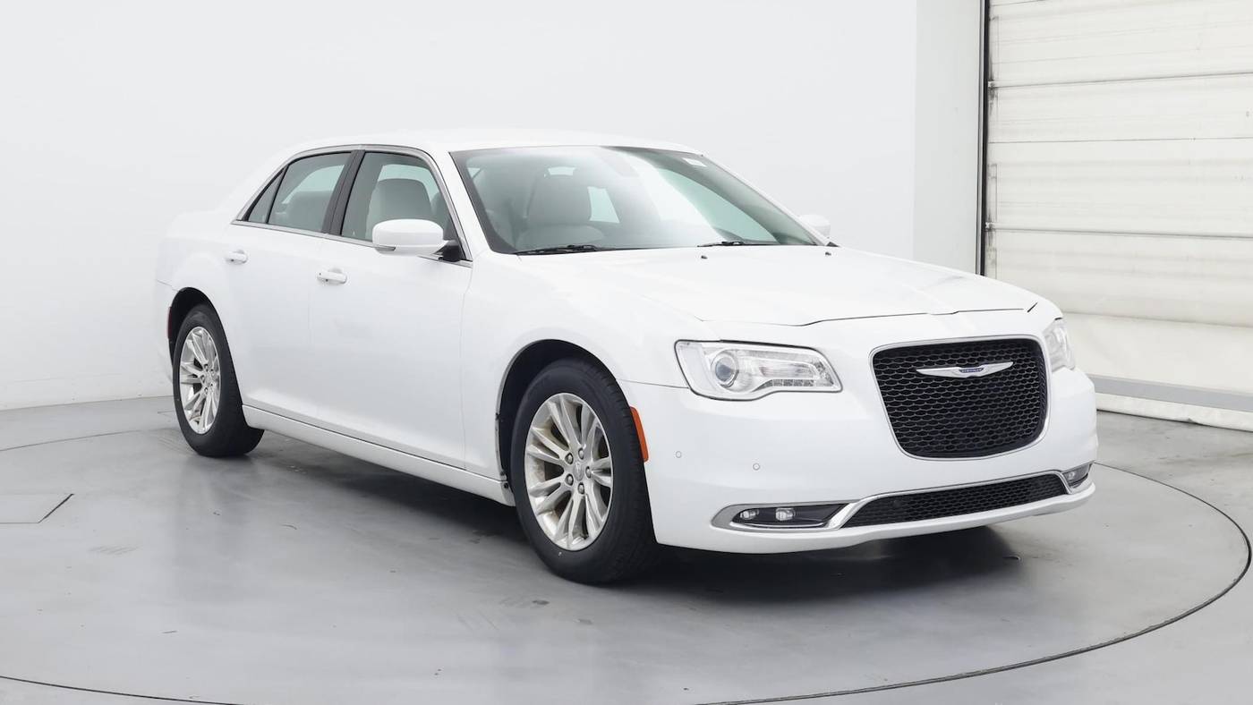2021 Chrysler 300