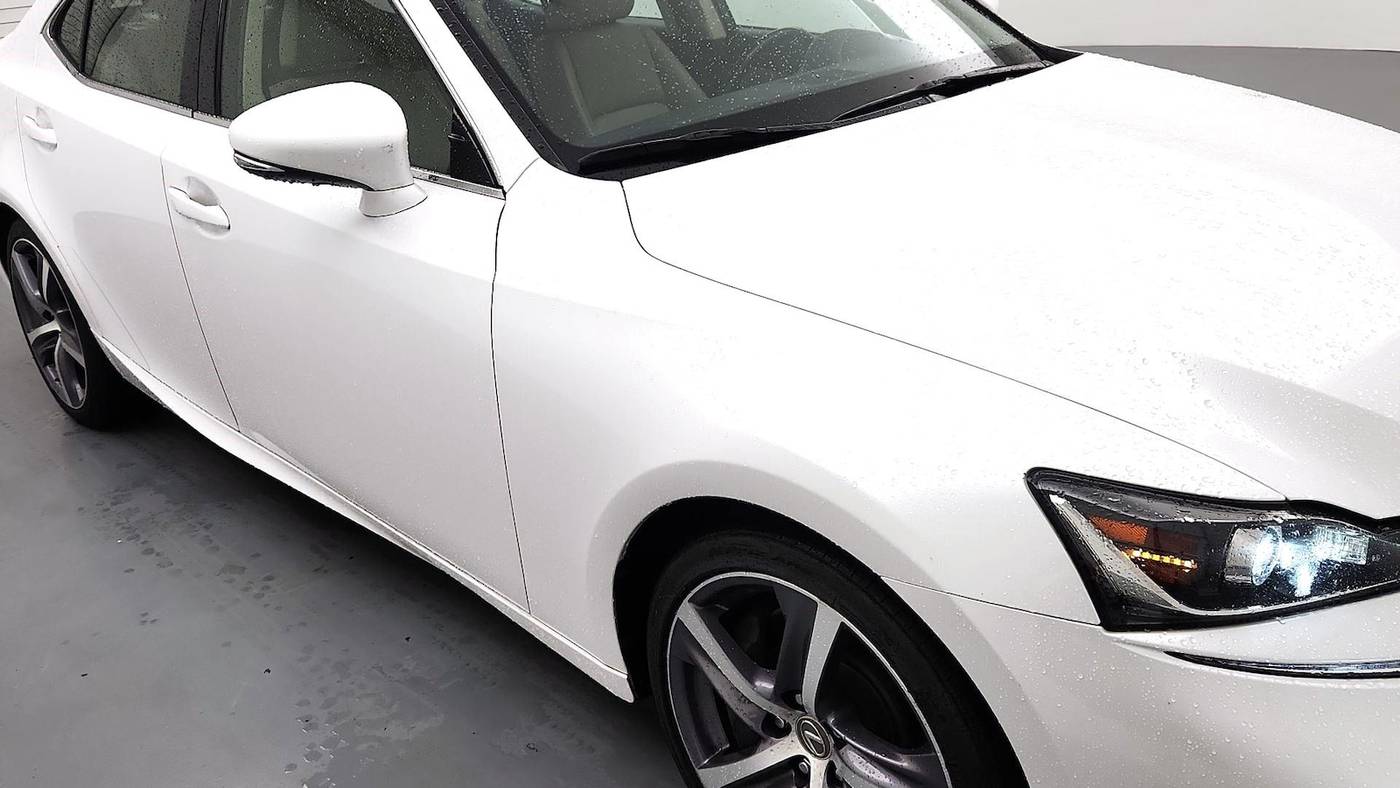 2017 Lexus IS