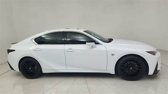 2023 Lexus IS