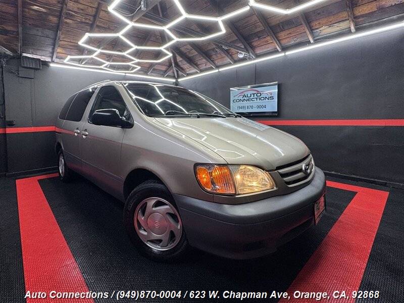 2002 Toyota Sienna