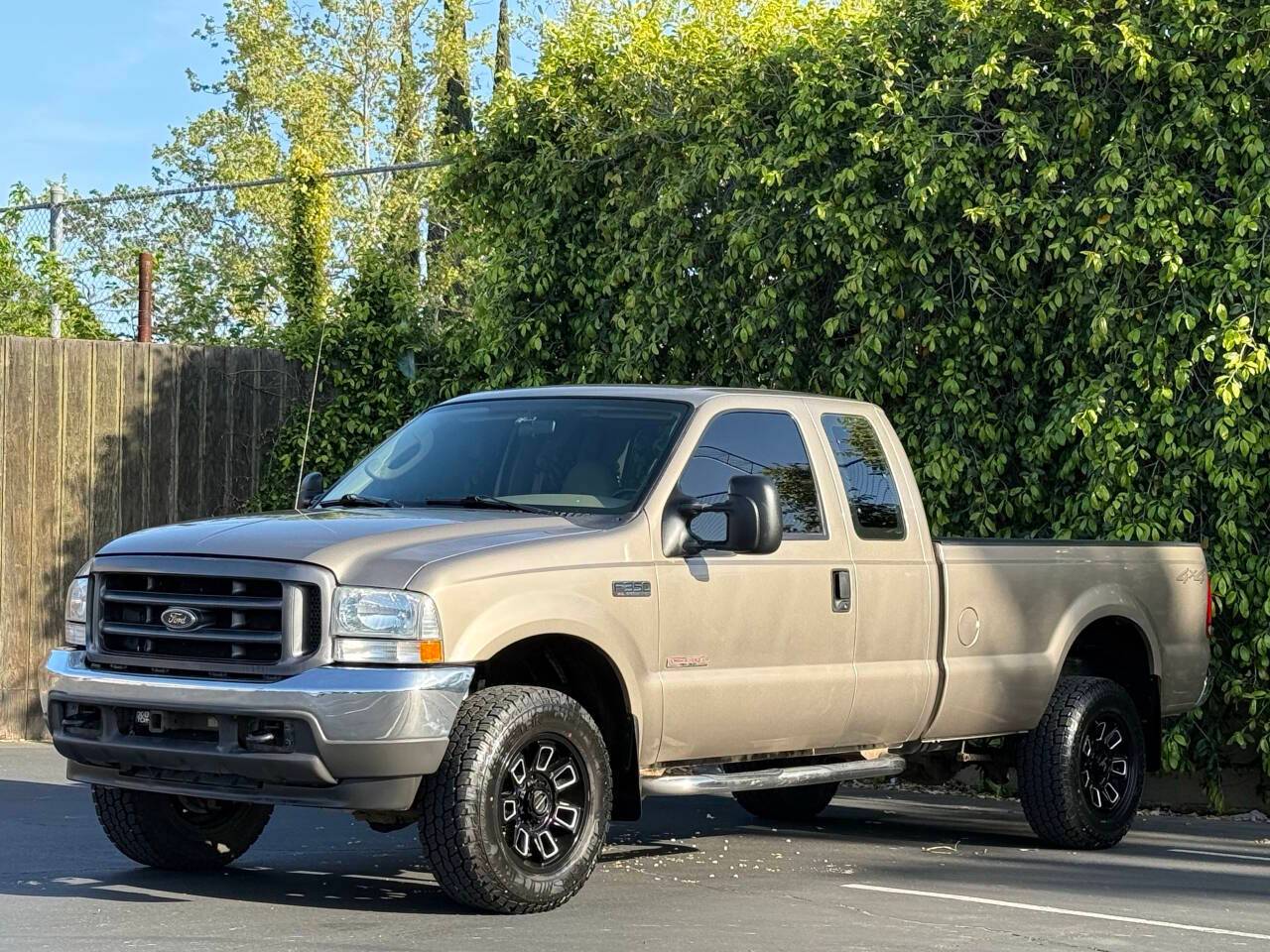 2004 Ford Super Duty F-350 Srw