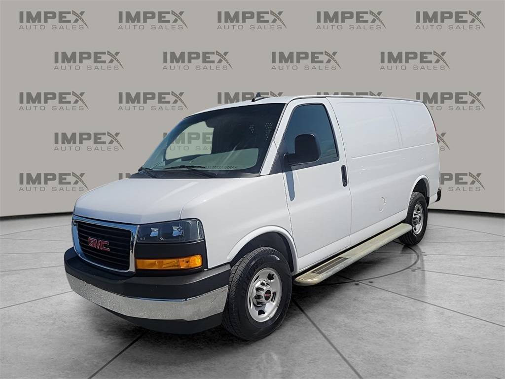 2023 GMC Savana Cargo Van