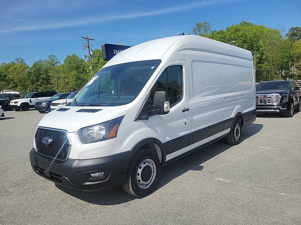 2023 Ford Transit Cargo Van