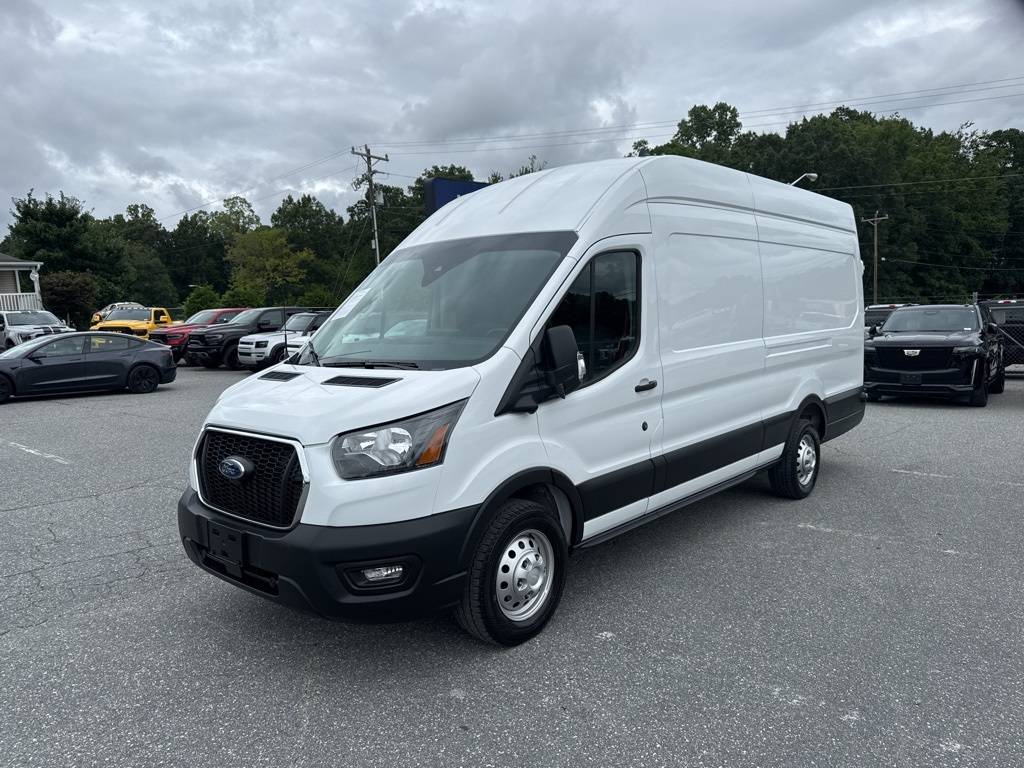 2023 Ford Transit Cargo Van