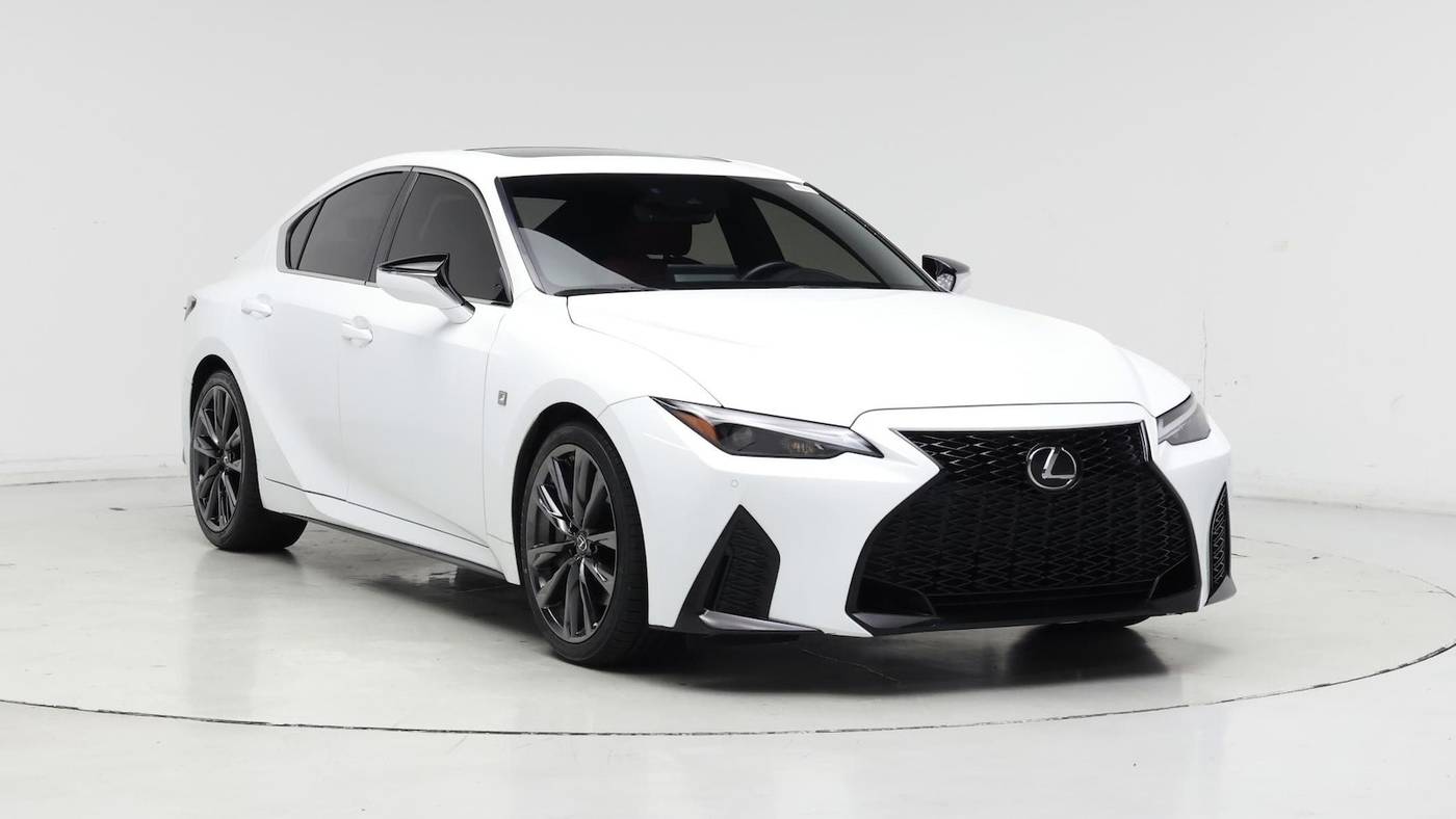 2022 Lexus IS