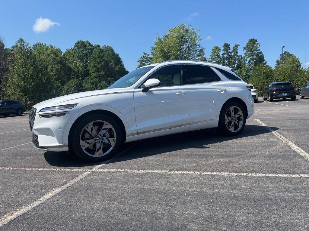 2025 Genesis Electrified Gv70