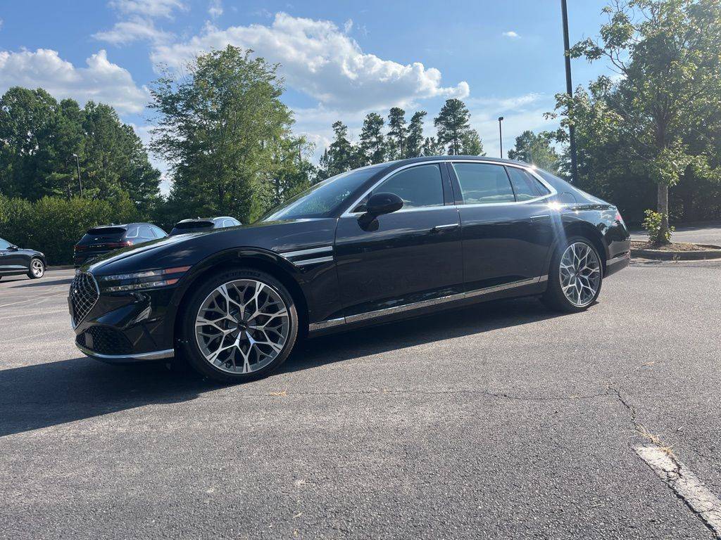 2024 Genesis G90