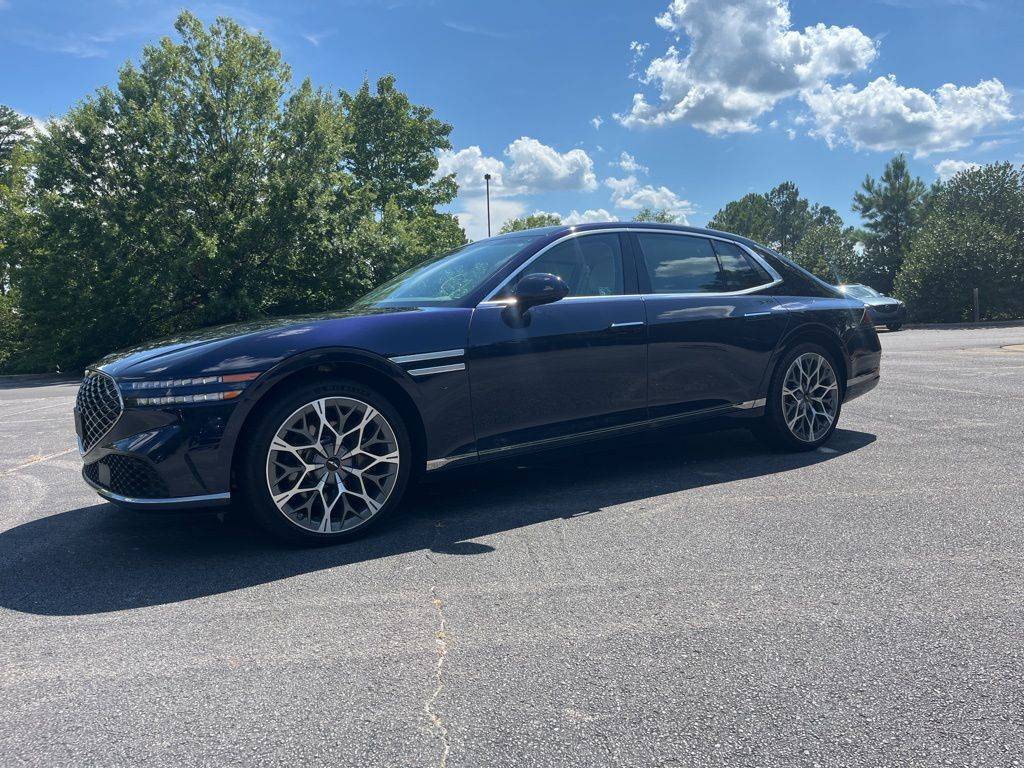 2024 Genesis G90