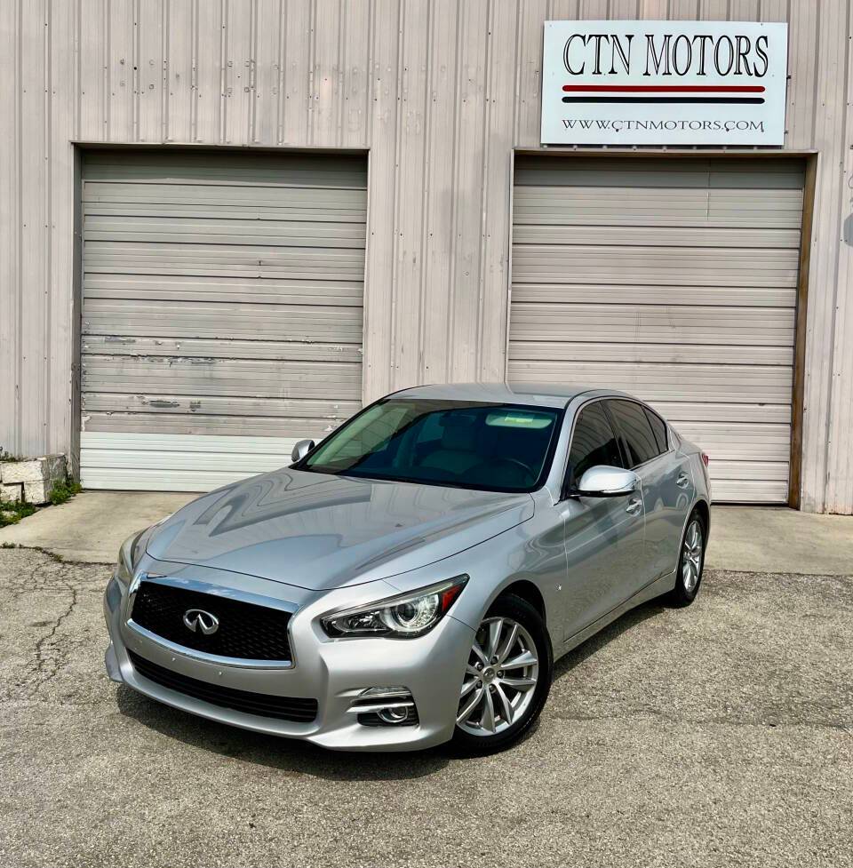 2015 Infiniti Q50